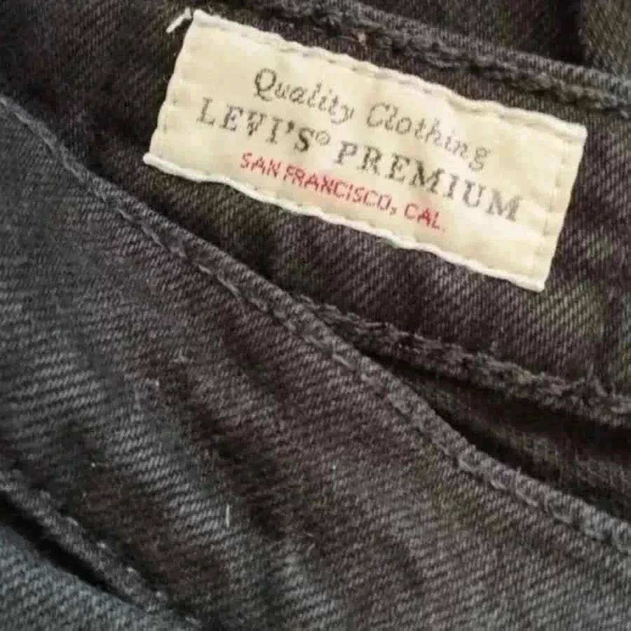 Levis premium 501 s coupe straight fusele crop taille haute - extensible - noir intense – photo 8